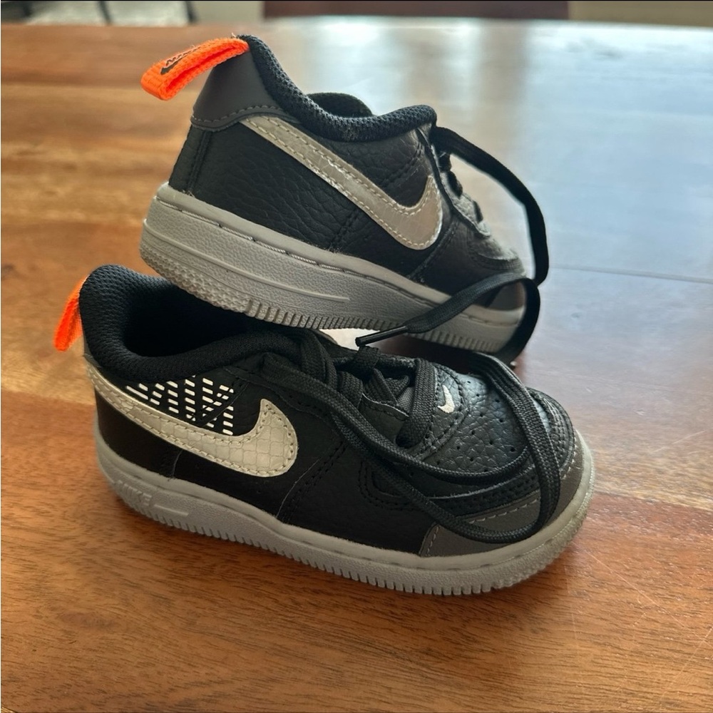 Nike Air Force 1 LV8 toddler 7C